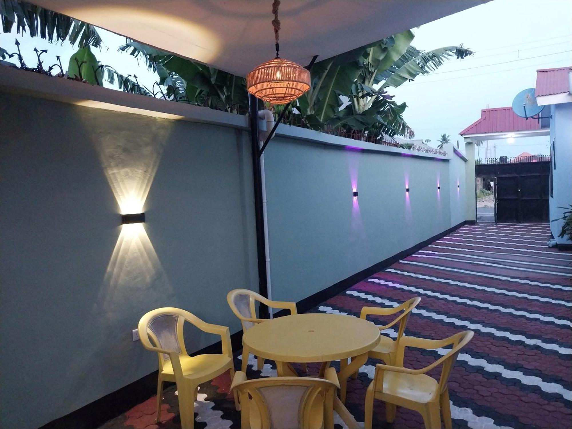 California Lodge Bagamoyo Bagian luar foto